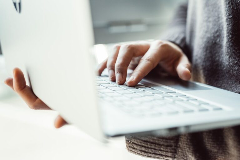 Concurso ARTESP 2025 oferece 142 vagas com salários de até R$ 12 mil em SP