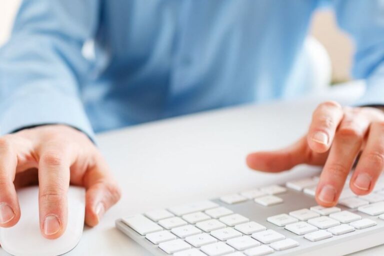 Prefeitura de Restinga (SP) abre concurso público com 13 vagas e salários de até R$ 8 mil